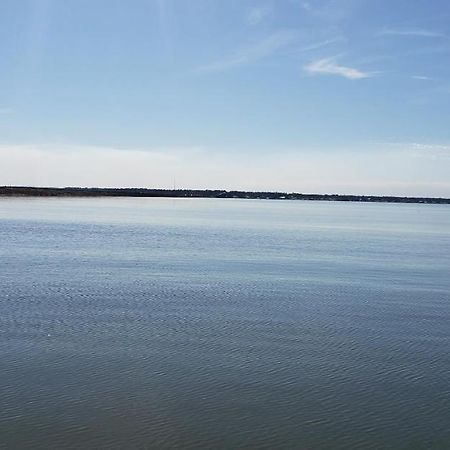 Tesla'S Lake Escape Onalaska Exteriör bild